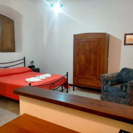 Antico Borgo La Commenda Lägenhetshotell 3*
