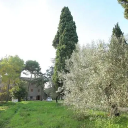 Antico Borgo La Commenda Lägenhetshotell 3*