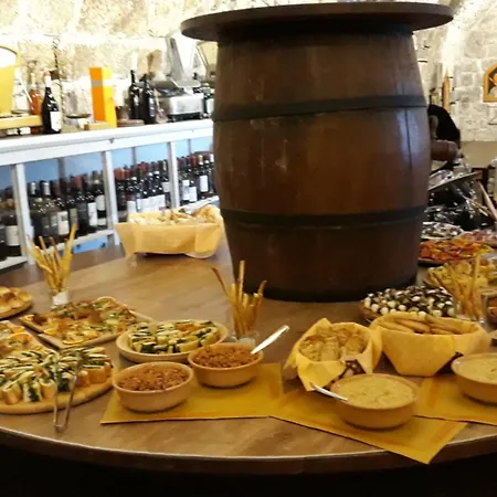 Antico Borgo La Commenda Lägenhetshotell Montefiascone