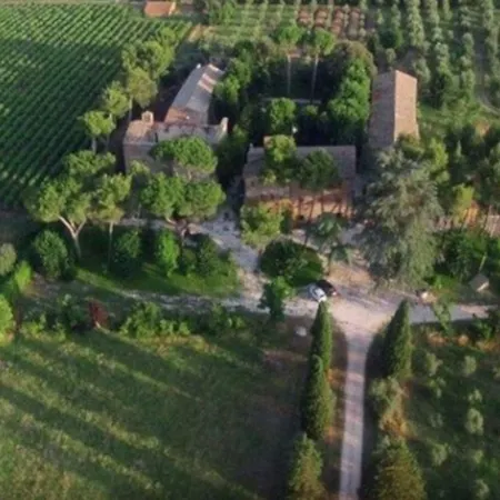 Antico Borgo La Commenda Lägenhetshotell 3*