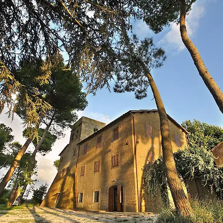 Lägenhetshotell Antico Borgo La Commenda
