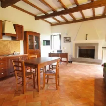Antico Borgo La Commenda Lägenhetshotell Montefiascone